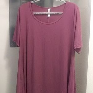 Lularoe top size large